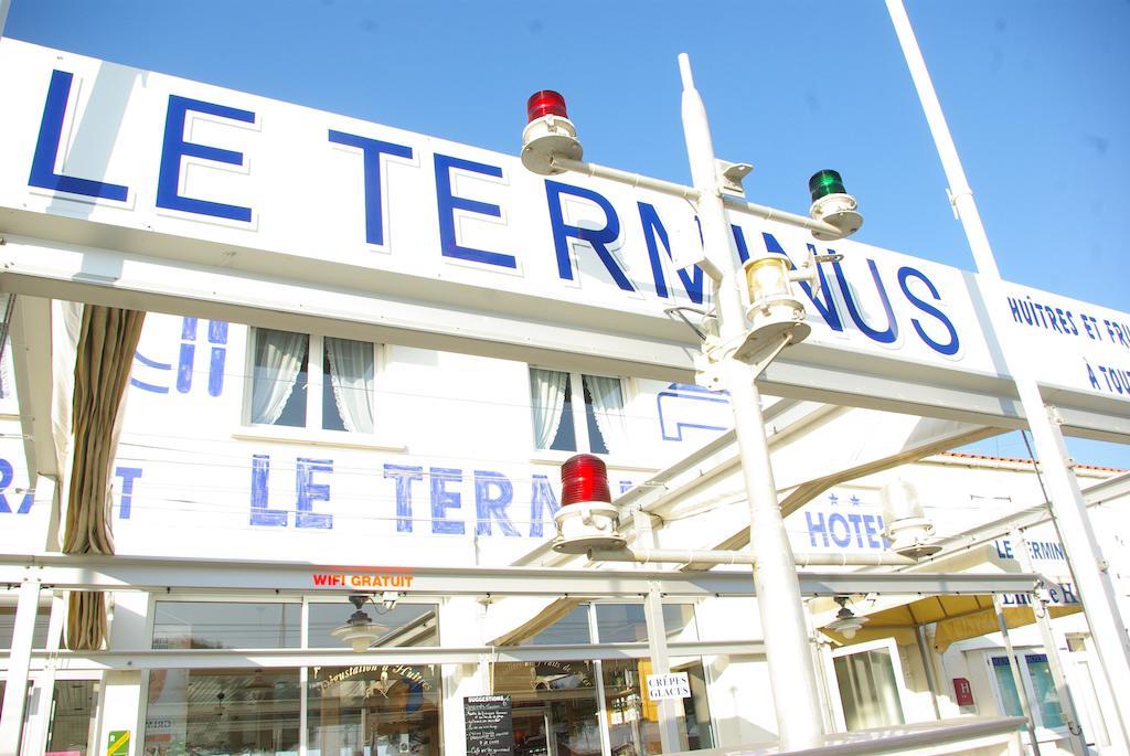 Logis Hotel Le Terminus Bourcefranc Exterior foto